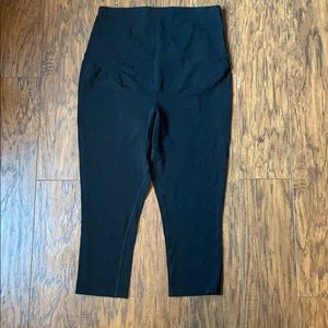 Isabel Maternity Capri Medium